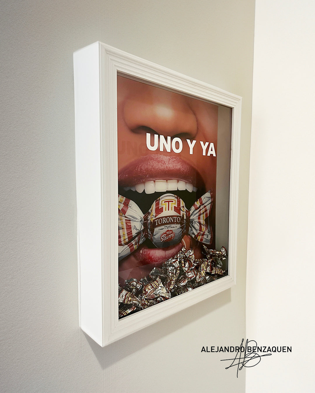 UNO Y YA - Toronto Shadow Box by Alejandro Benzaquen